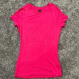 hot pink t shirt